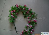 仿真花 让生活绽放不朽之美——长条小玫瑰的工艺魅力
